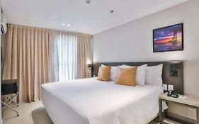 Acomodações próximo ao Mar no Quality Hotel - By Flat Service